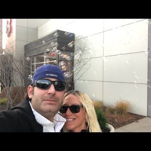 Meet your Posher, Adam